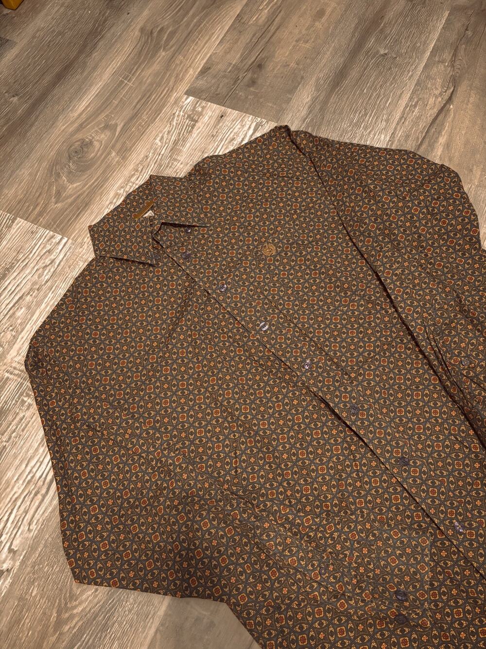 green/yellow cinch button up shirt